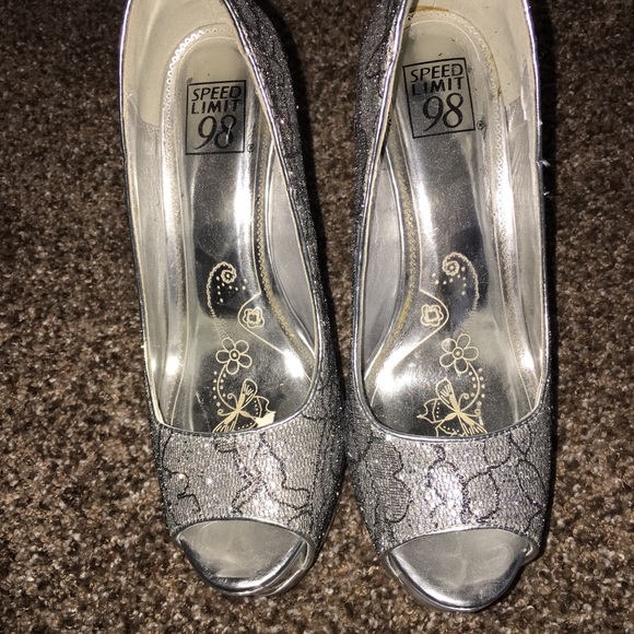 Prom Shoes - Picture 2 of 3